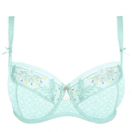 Victoria Underwired Low-Necked Bra