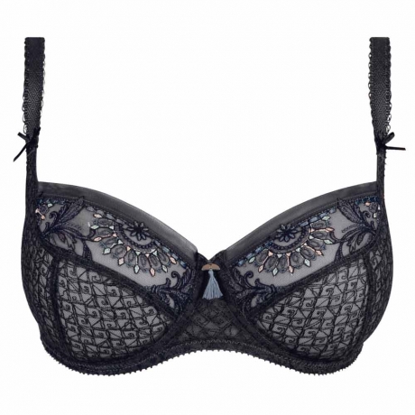 Victoria Underwired Low-Necked Bra