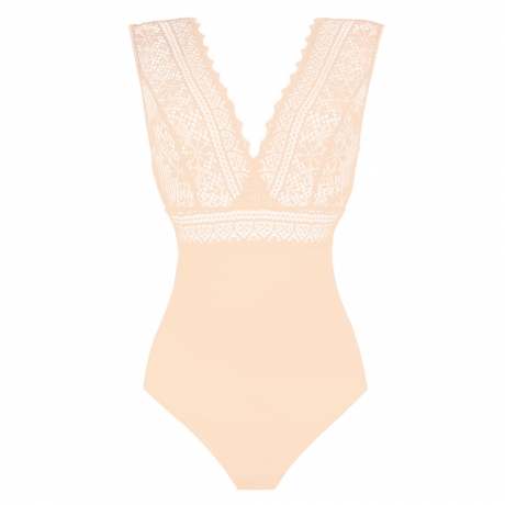 Soft cup bodysuit shaper