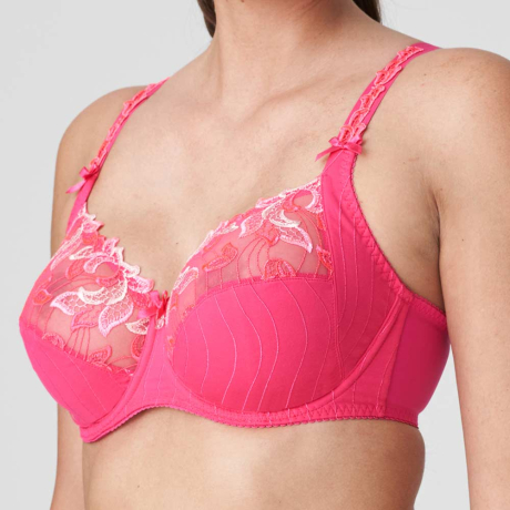 Sideview of PrimaDonna Deauville Bra in amour 0161811