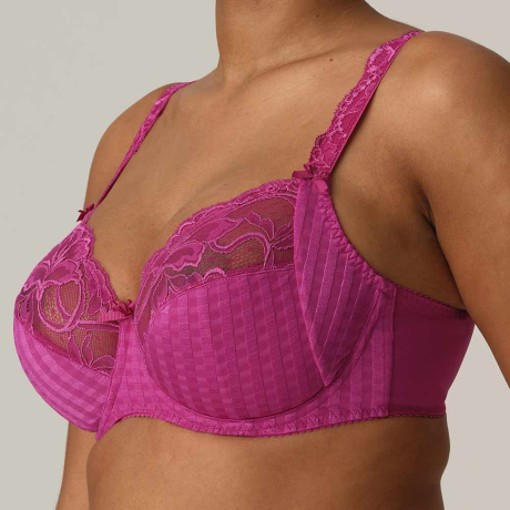 Sideview of PrimaDonna Madison Bra in fuchsia fiesta 0162120