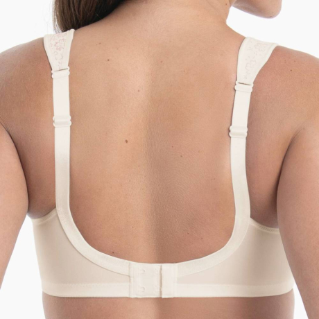 Anita clara Bra in Crystal