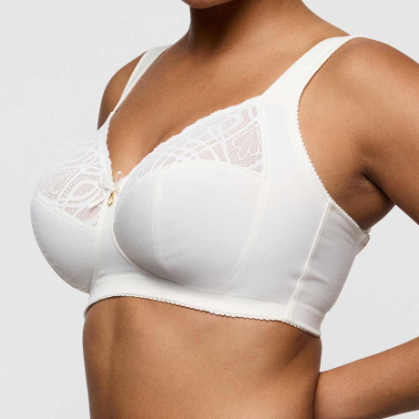 Sideview of PrimaDonna Salerno Bra In Natural 0163537
