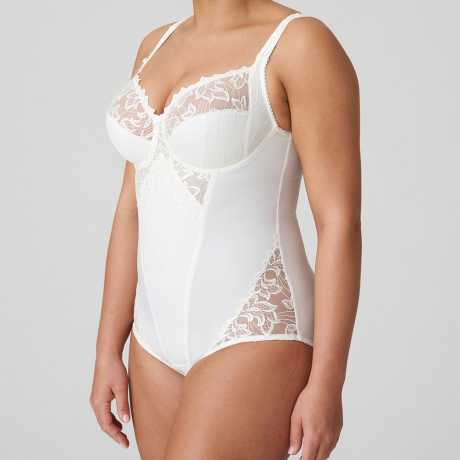 Sideview of PrimaDonna Deauville Body In Natural 0461810
