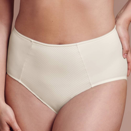 CRYSTAL,Anita Comfort,2026,Leni Briefs,1515,front view on model