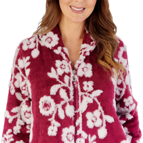 Slenderella Housecoat product in raspberry HCW2321- close up image