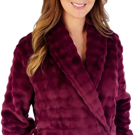 Slenderella Housecoat product in wine HCW2303- close up image